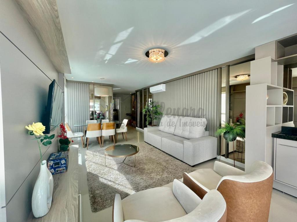Apartamento 3 Dormitórios